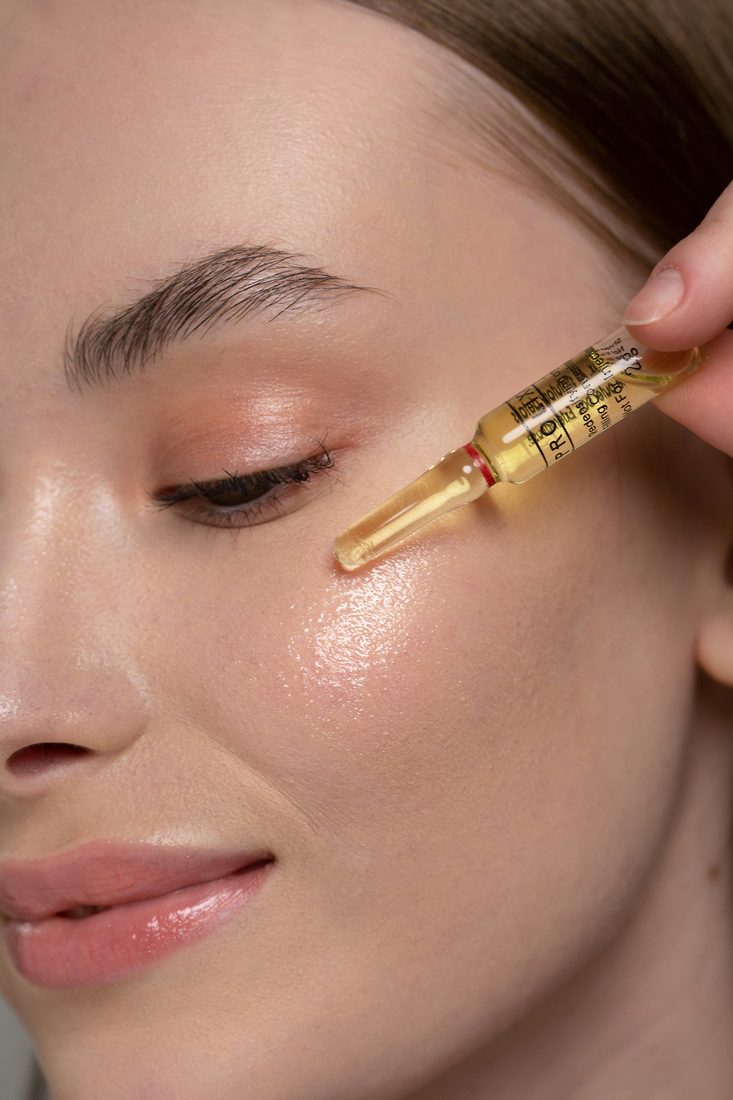 Huidverbeterende behandeling met een serum