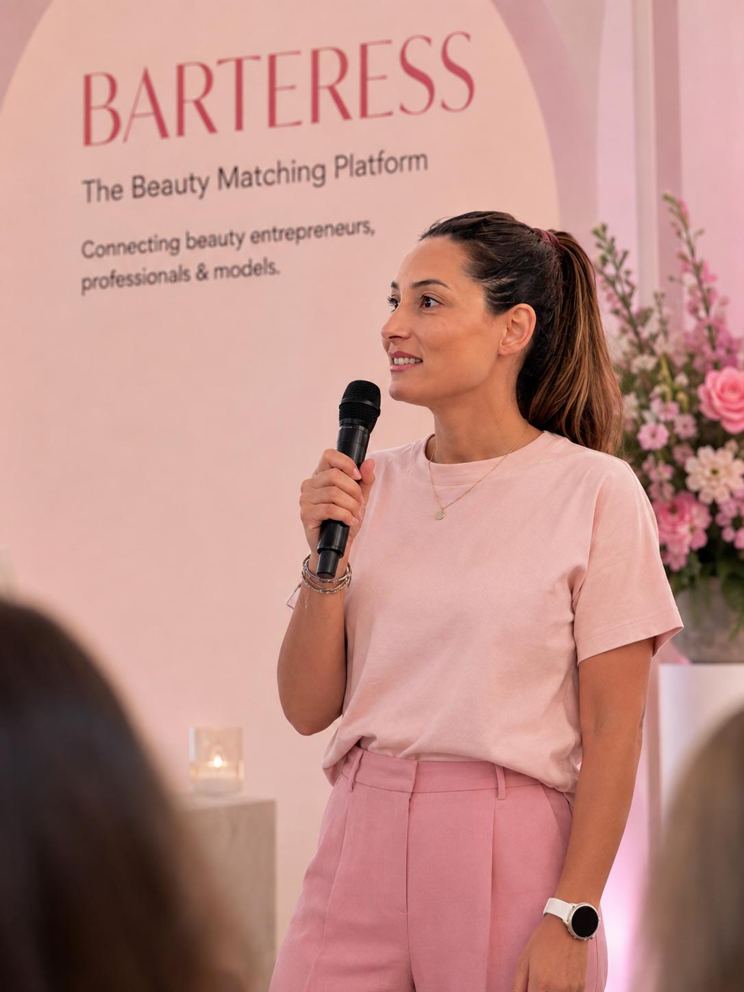 Elske spreekt bij een gedroomde BARTERESS-launch